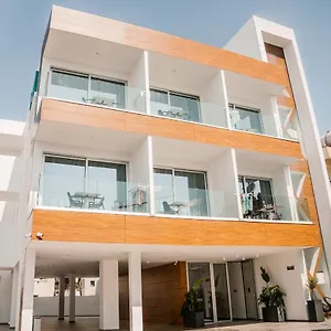 Caramela Luxury Apts Appartement Ayía Nápa