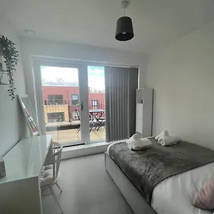 https://private-room-in-with-balcony.cambridgehotelsuk.com
