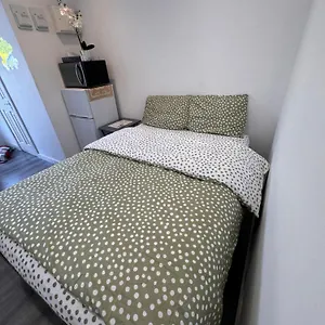 https://enjoy-the-comfort.cambridgehotelsuk.com